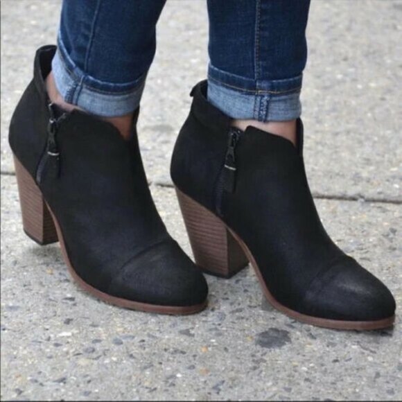 Rag & Bone Womens Margot Black Suede Block Heel Ankle Booties Size US 8 EUR 38.5 - Picture 1 of 7